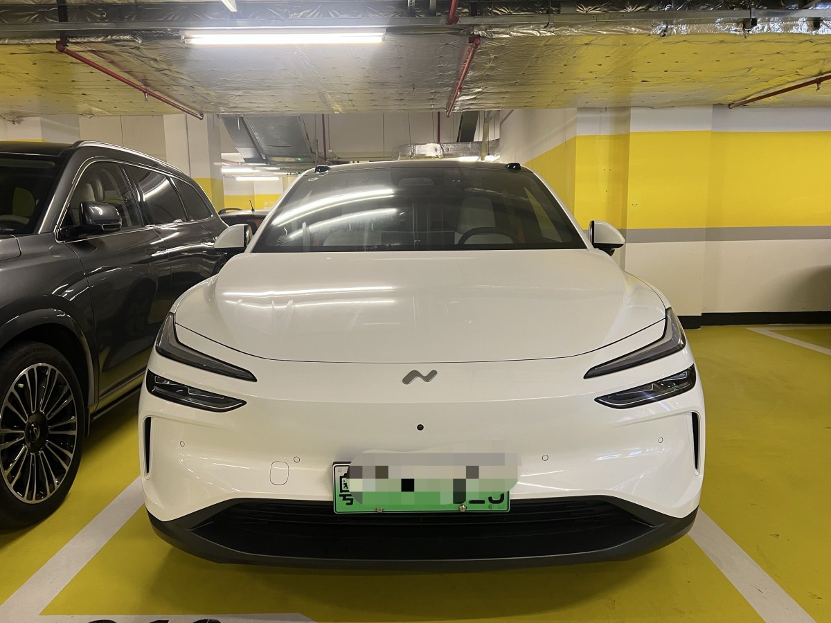 蔚來(lái) 樂(lè)道L60  2024款 60kwh 后驅(qū)版圖片