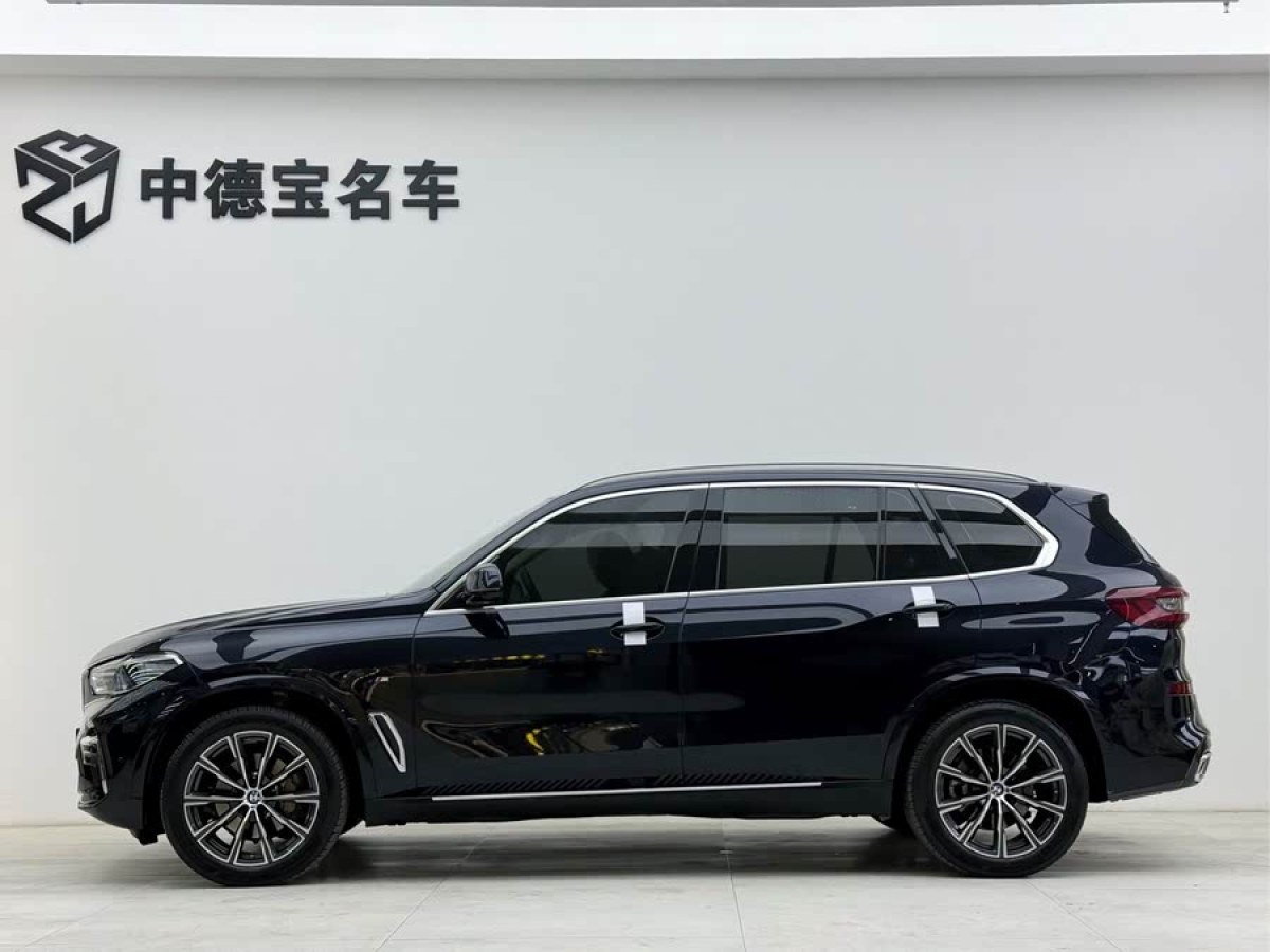 寶馬 寶馬X5  2022款 改款 xDrive 30Li 尊享型M運動套裝圖片