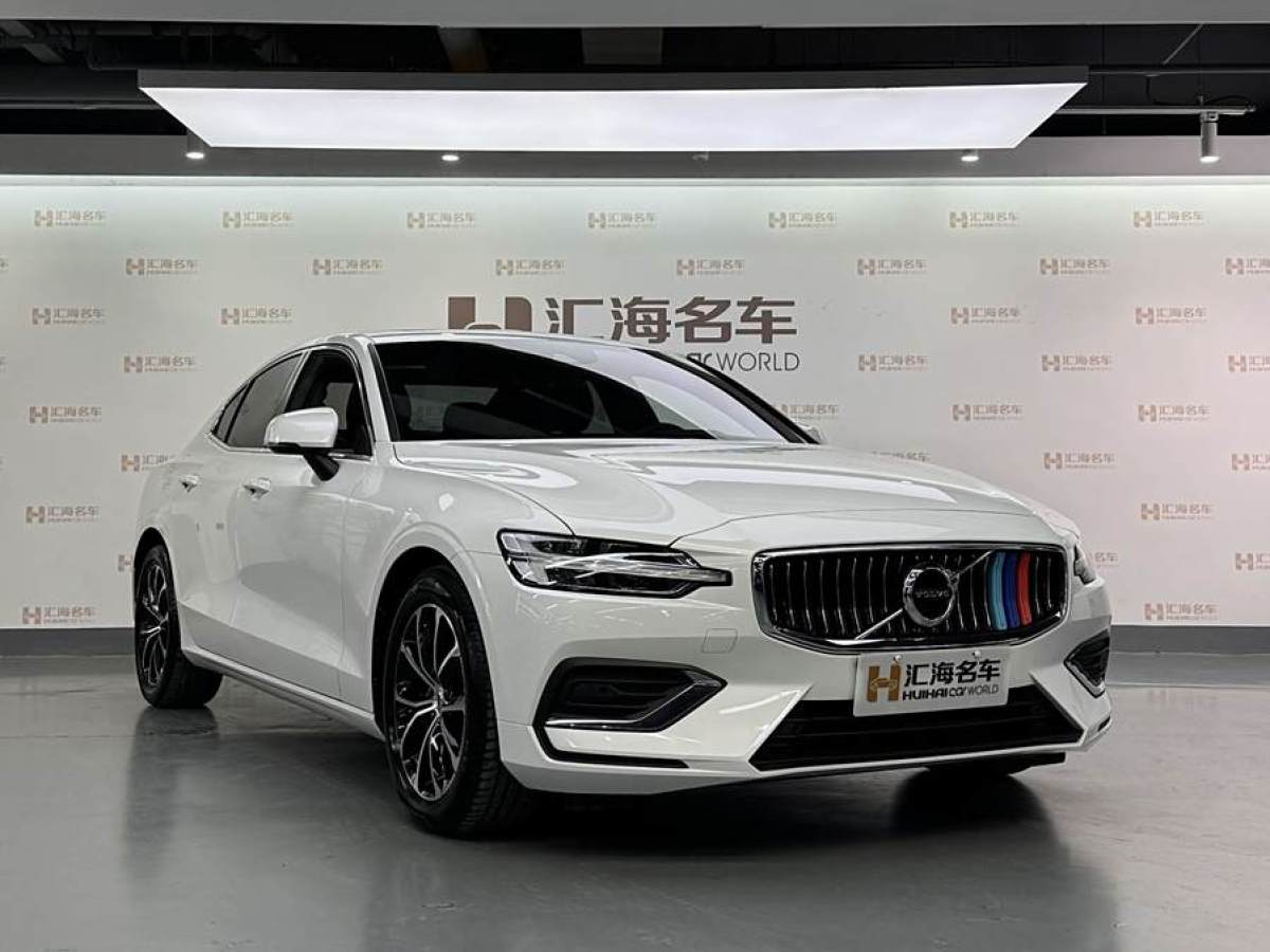 沃爾沃 S60L  2022款 B4 智逸豪華版圖片