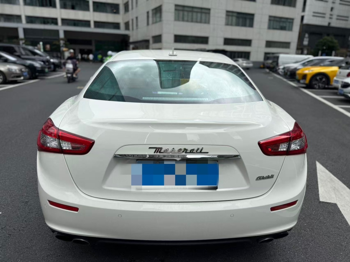 瑪莎拉蒂 Ghibli  2017款 3.0T 標(biāo)準(zhǔn)版圖片