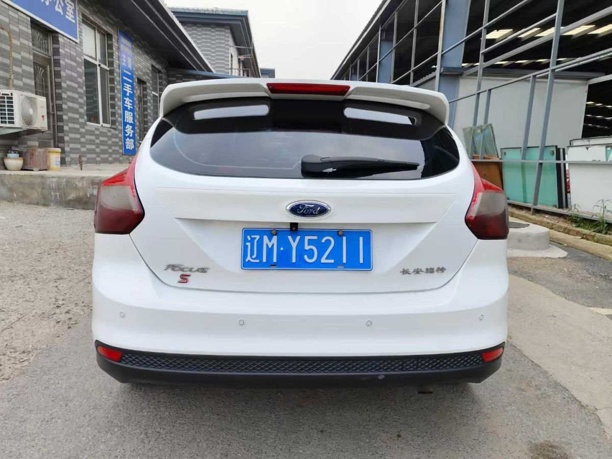 福特 ?？怂? 2015款 2.0T ST 標(biāo)準(zhǔn)版圖片