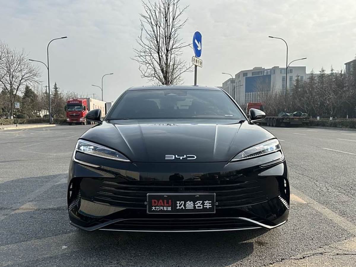 比亞迪 海豹  2023款 DM-i 1.5L 121km 尊貴型圖片