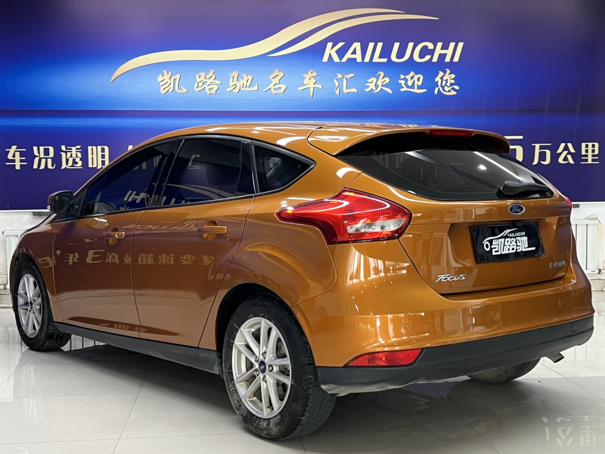 福特 ?？怂? 2015款 兩廂 1.6L 自動(dòng)風(fēng)尚型圖片