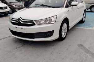 世嘉 雪鐵龍 經(jīng)典 三廂 1.6L 手動(dòng)品尚型