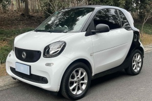 fortwo smart 1.0L 52千瓦硬頂靈動(dòng)版