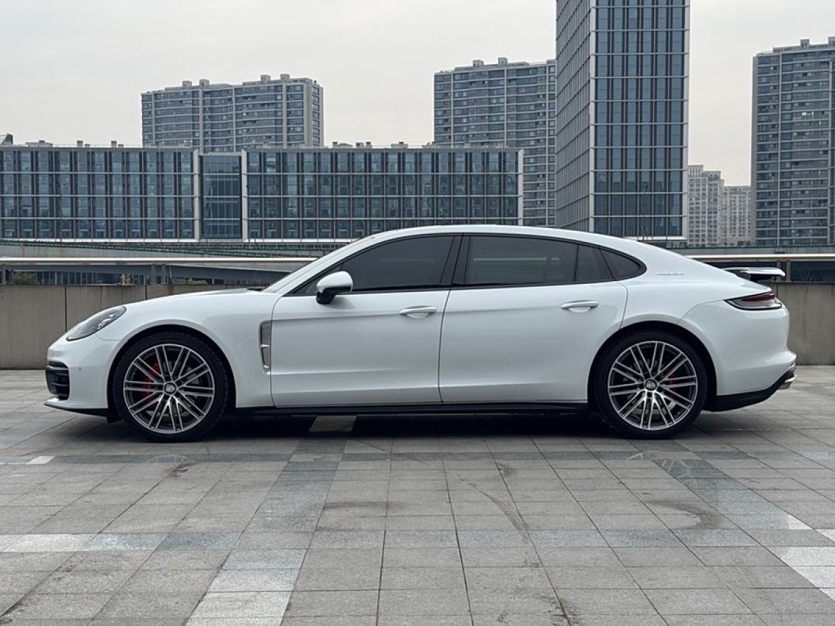 保時(shí)捷 Panamera  2023款 Panamera 行政加長版 2.9T圖片