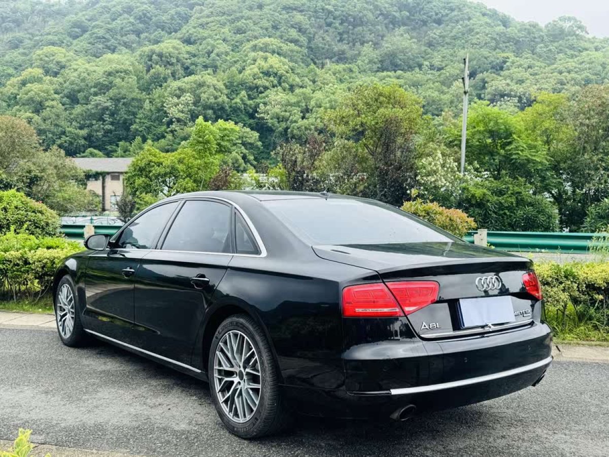 奧迪 奧迪A8  2013款 A8L 45 TFSI quattro專享型圖片