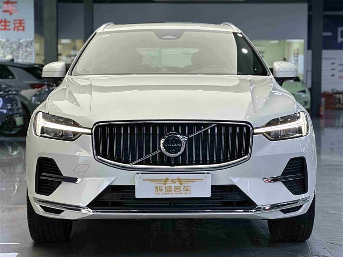 沃爾沃 XC60新能源  2024款 T8 插電混動 長續(xù)航四驅(qū)智雅豪華版圖片