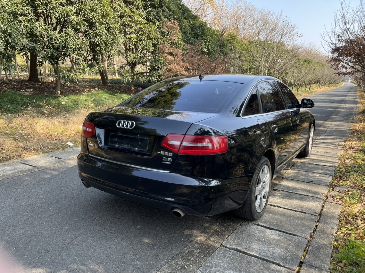 奧迪 奧迪A6L  2011款 2.8 FSI 豪華型圖片