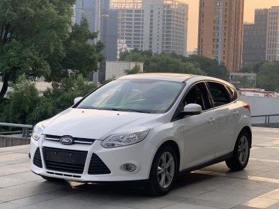 2013年3月 福特 福克斯 兩廂 1.6L 自動風尚型圖片