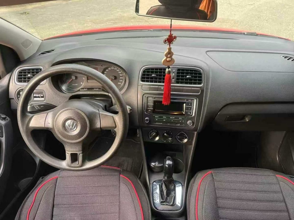 大眾 途安  2013款 1.4 TSI 5座豪華璀璨版圖片