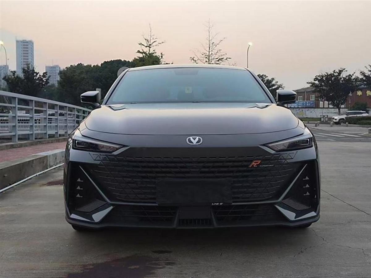 2022年8月長(zhǎng)安 長(zhǎng)安UNI-V  2022款 1.5T 卓越型