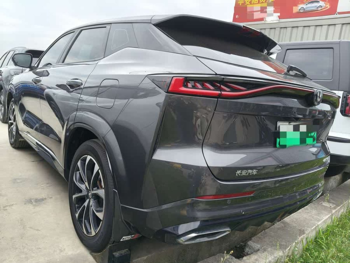 長(zhǎng)安 長(zhǎng)安UNI-Z新能源  2024款 藍(lán)鯨智電iDD 125km 超越型圖片