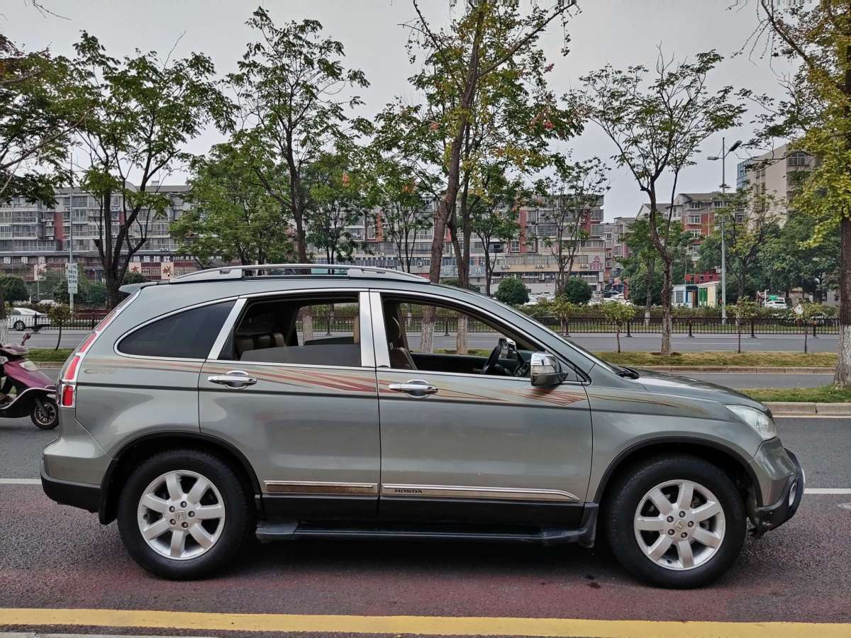 本田 CR-V  2007款 2.4L 自動四驅(qū)尊貴版圖片