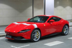 Roma 法拉利 3.9T V8