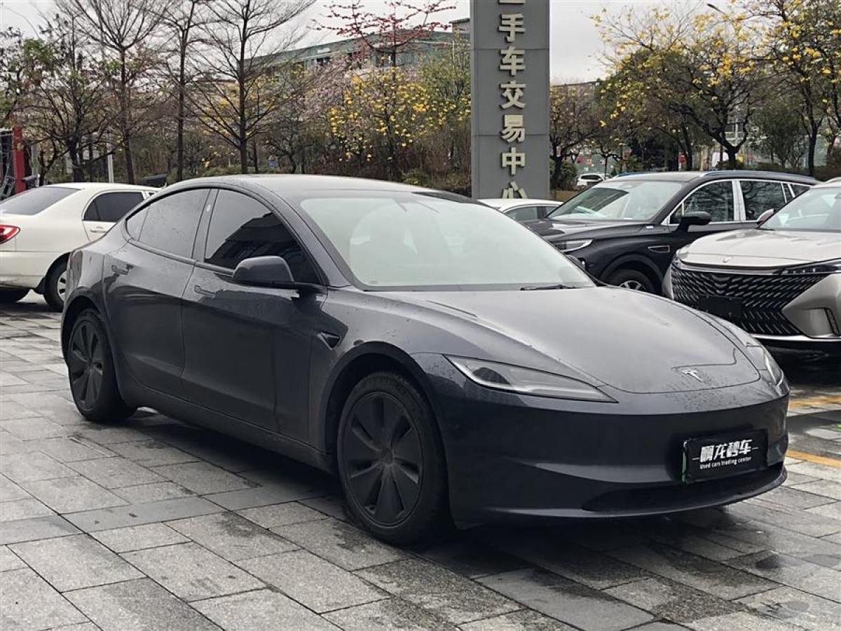 特斯拉 Model Y  2023款 長續(xù)航全輪驅(qū)動版圖片