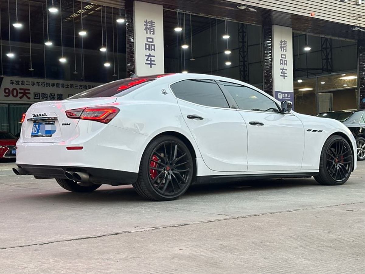 瑪莎拉蒂 Ghibli  2014款 3.0T 標(biāo)準(zhǔn)版圖片