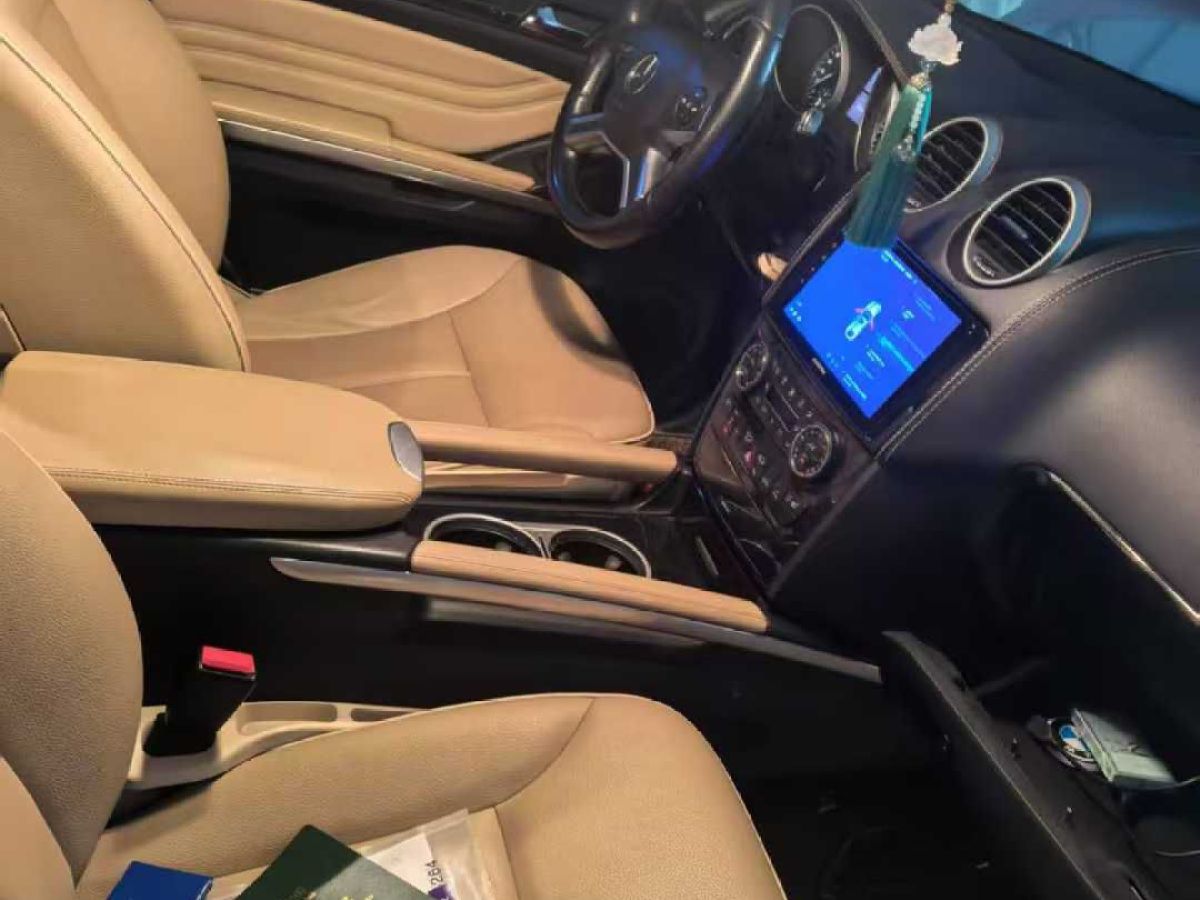 奔馳 奔馳M級(jí)AMG  2011款 AMG ML 63圖片