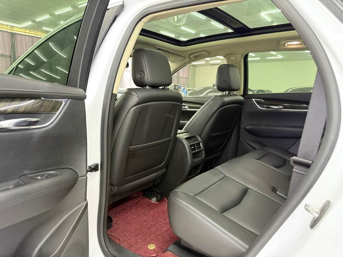 凱迪拉克 XT5  2018款 28T 四驅(qū)豪華型圖片