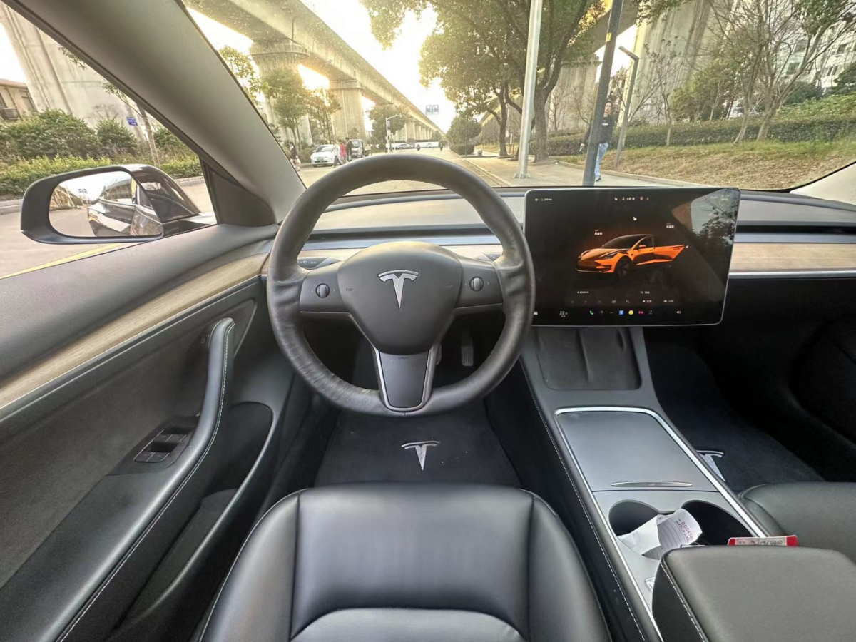 特斯拉 Model 3  2022款 后輪驅動版圖片