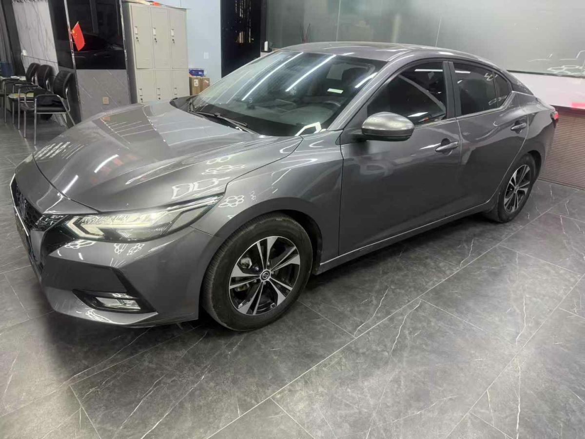 日產(chǎn) 軒逸  2021款 1.6L XL CVT暗夜版圖片