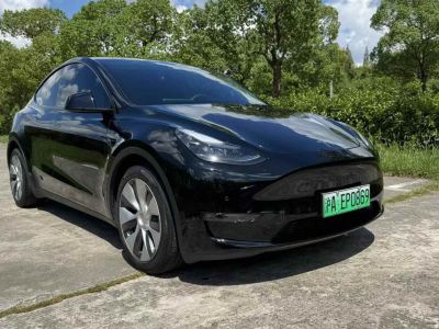 2021年12月 特斯拉 Model S Plaid Plus 版图片