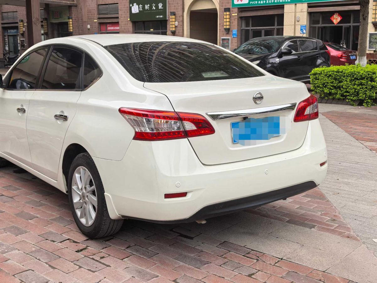 日產(chǎn) 軒逸  2016款 經(jīng)典 1.6XE 自動領(lǐng)先版圖片