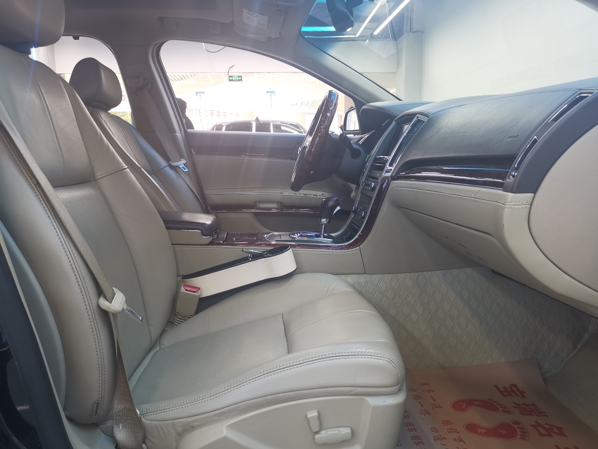 凯迪拉克 SLS赛威  2012款 2.0T 舒适型图片