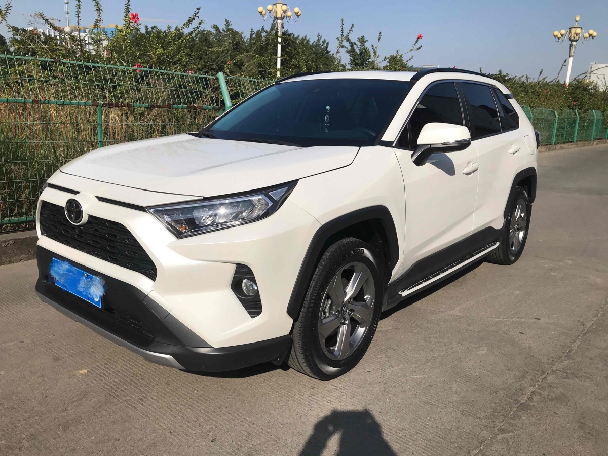 豐田 rav4榮放 2020款 2.0l cvt兩驅風尚plus版圖片