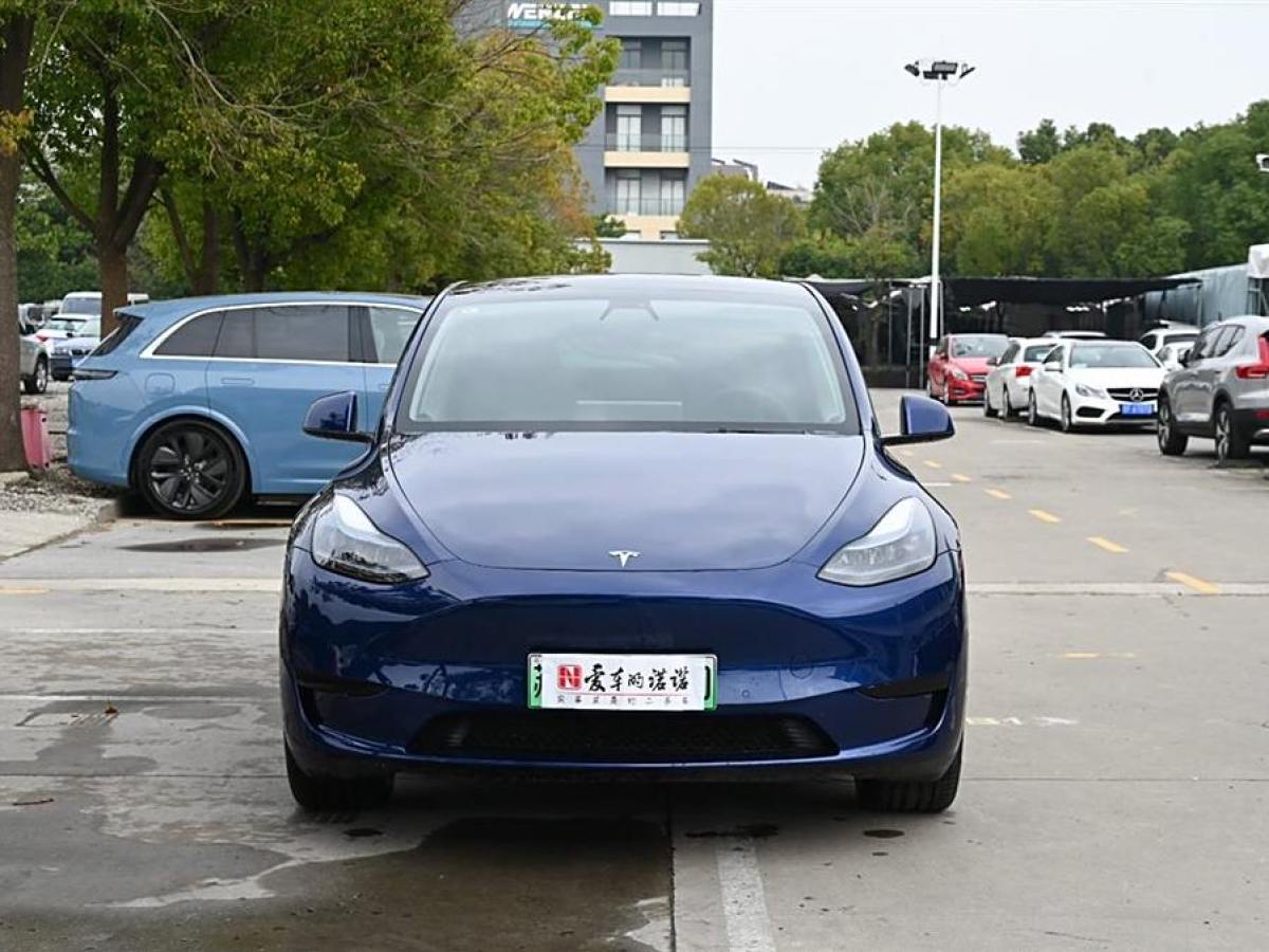 特斯拉 Model 3  2022款 后輪驅(qū)動版圖片