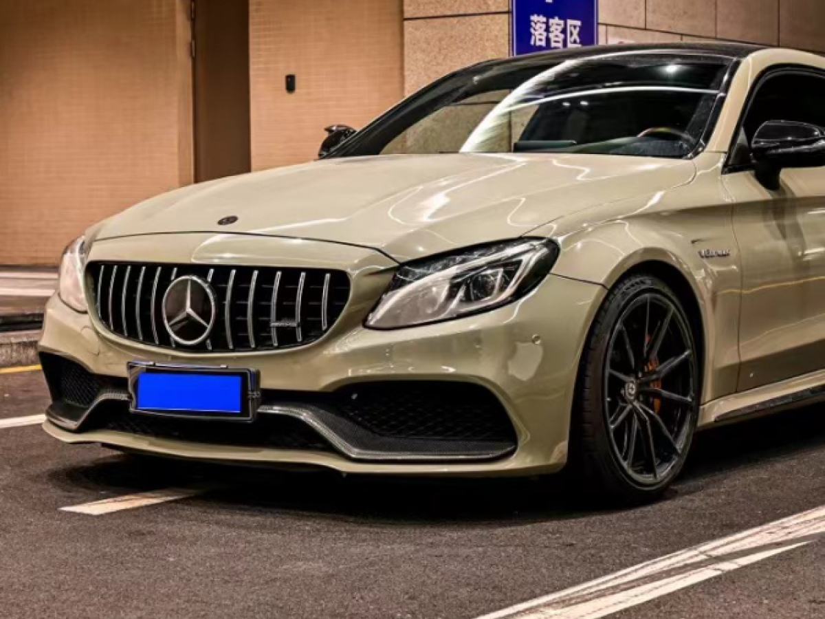 2019年6月奔驰 奔驰C级AMG  2019款 AMG C 63 S