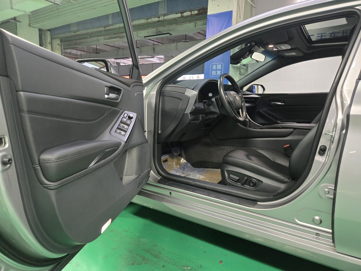 豐田 亞洲龍  2022款 2.5L 豪華版圖片