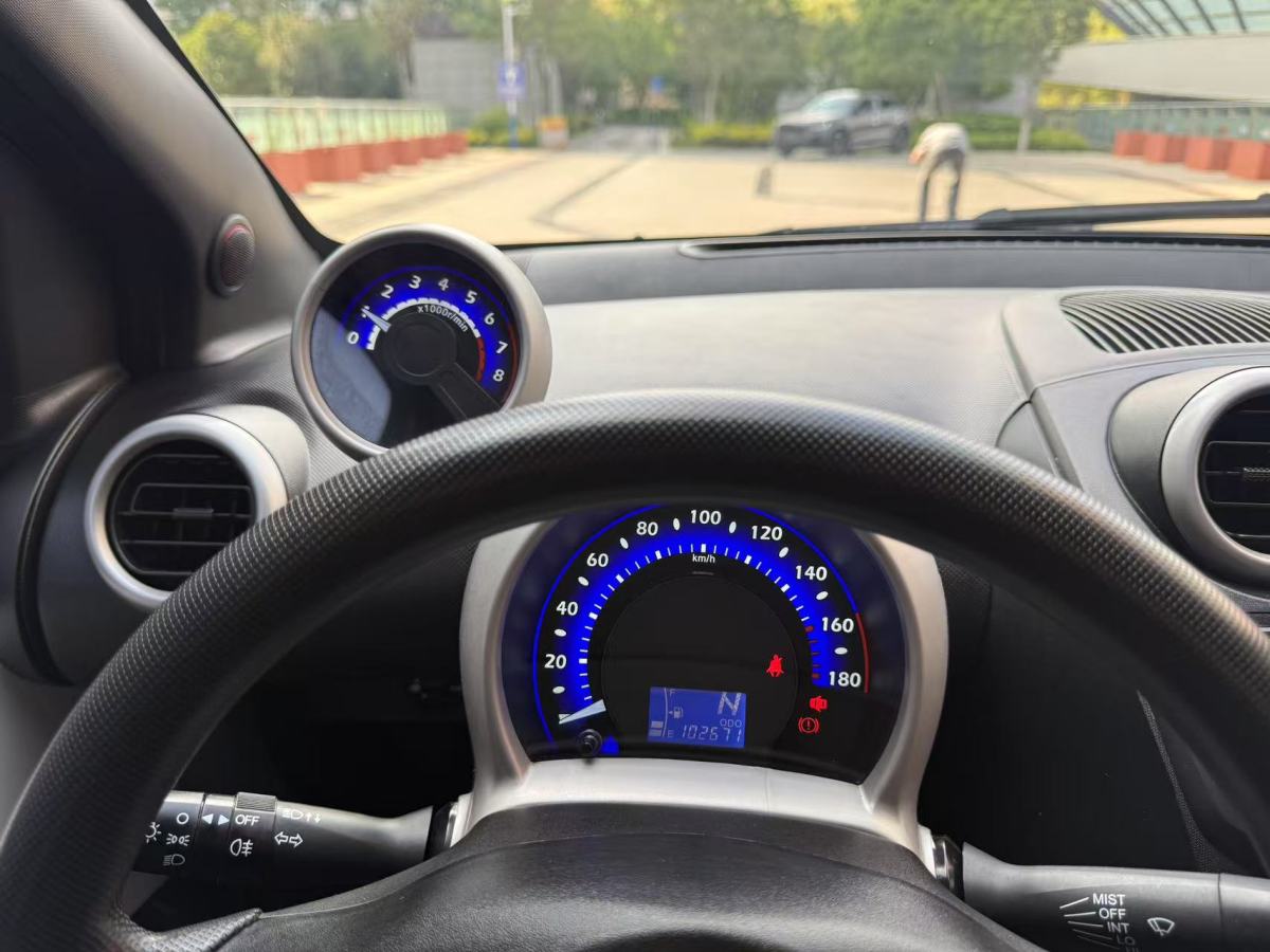 比亞迪 F0  2015款 1.0L AMT 鉉酷型圖片