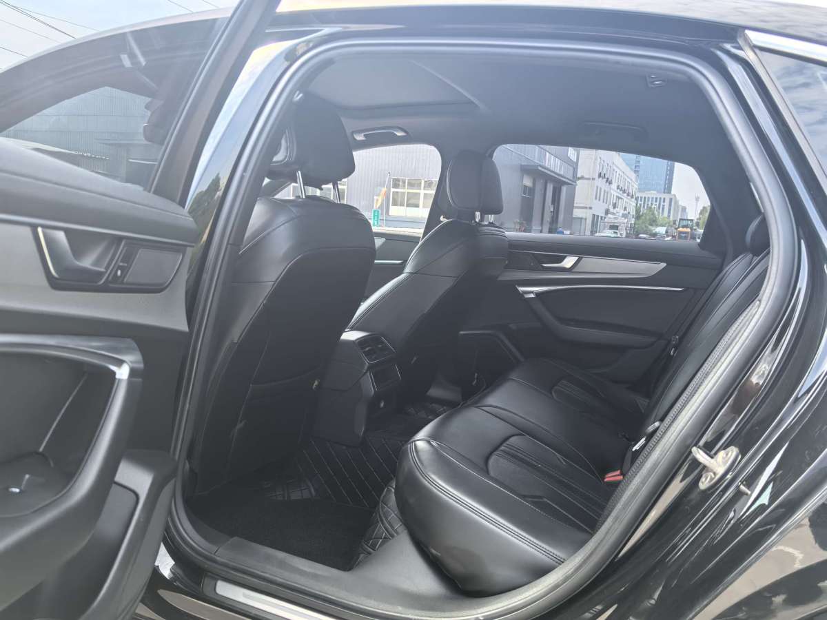 奧迪 奧迪A6L  2021款 40 TFSI 豪華動(dòng)感型圖片