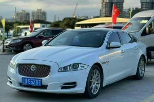XJ 捷豹 L 2.0T 兩驅(qū)全景商務(wù)版