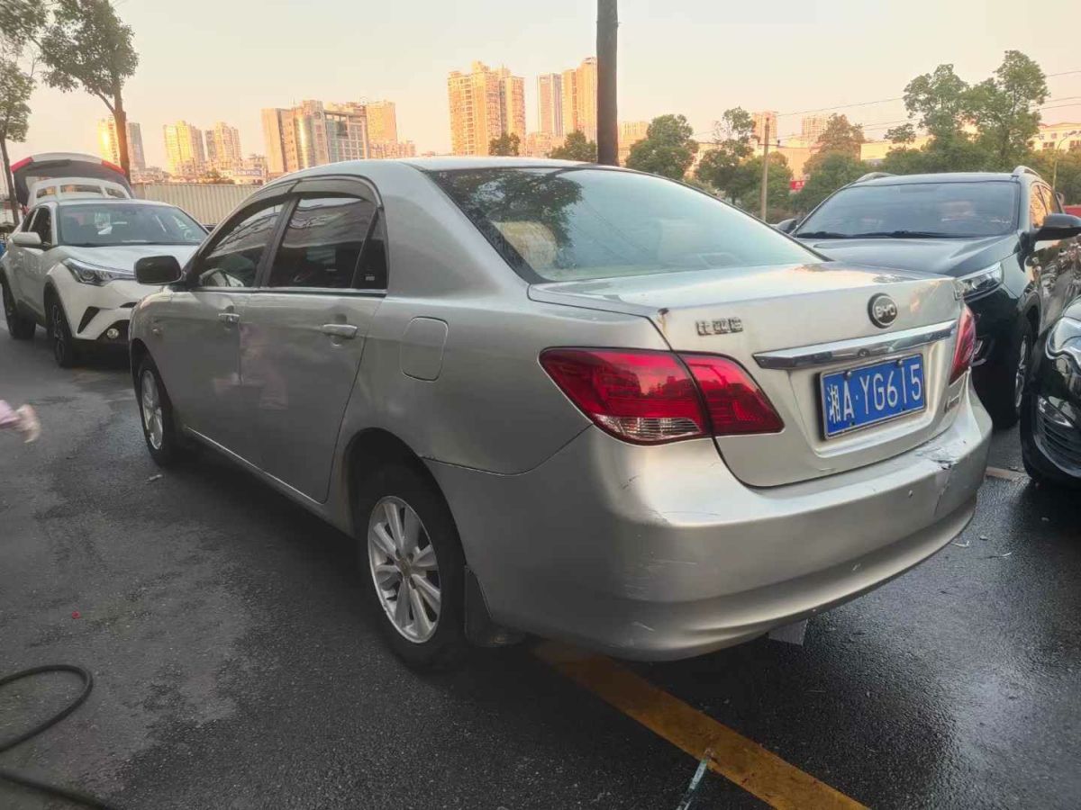 比亞迪 F3  2014款 1.5L 自動尊貴型圖片