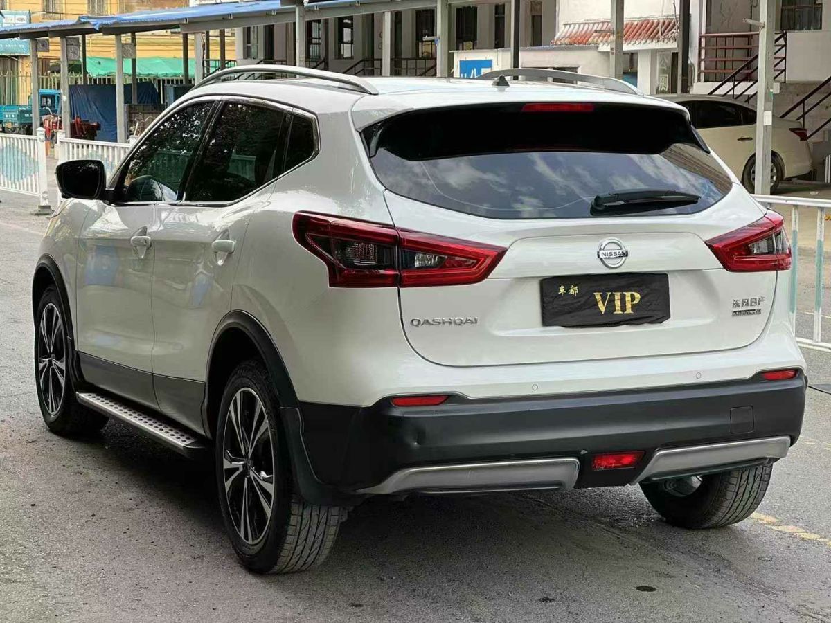 日產(chǎn) 逍客  2021款 2.0L CVT豪華版圖片