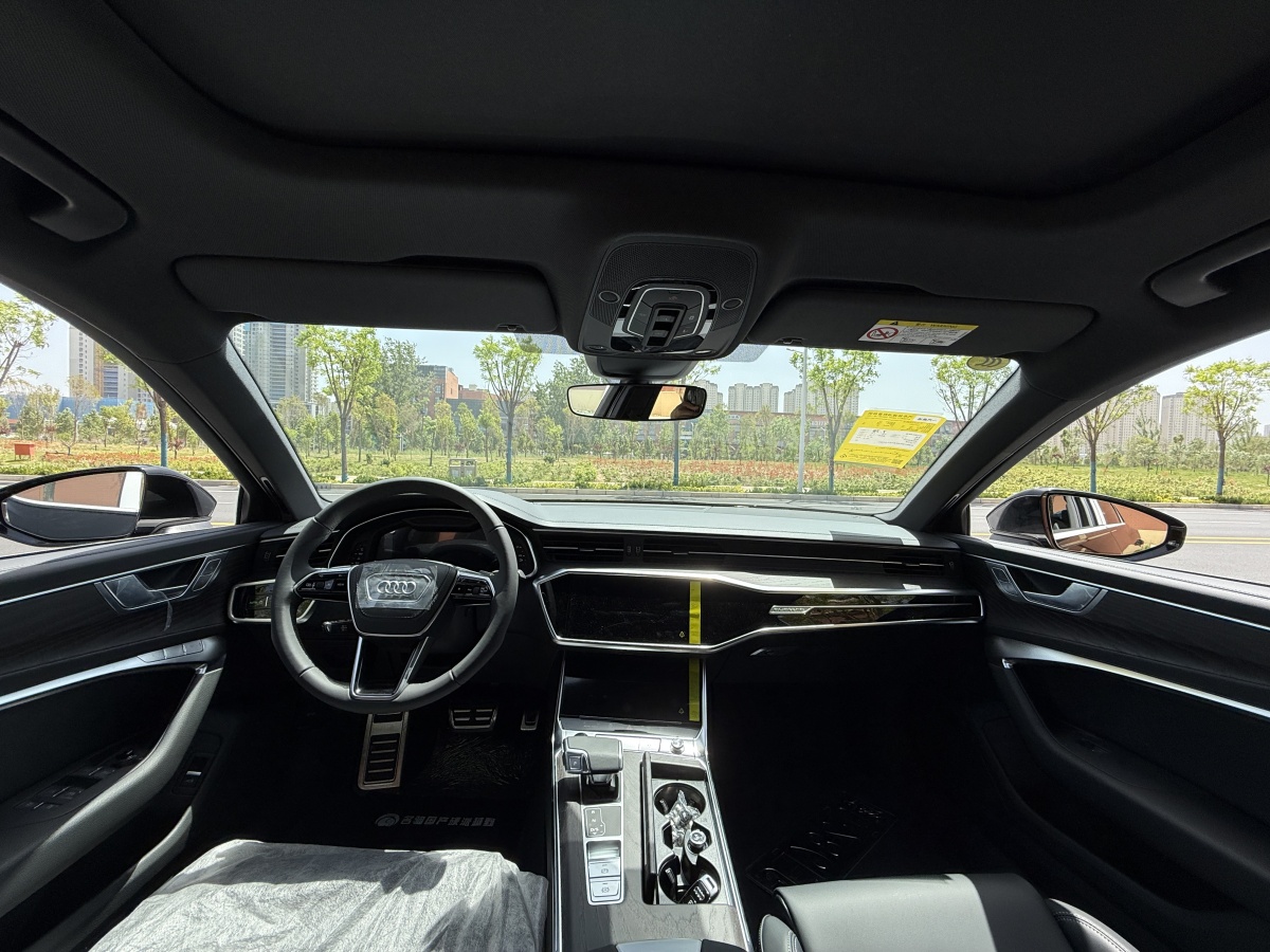 奧迪 奧迪A6L  2025款 45 TFSI quattro 臻選動(dòng)感型圖片