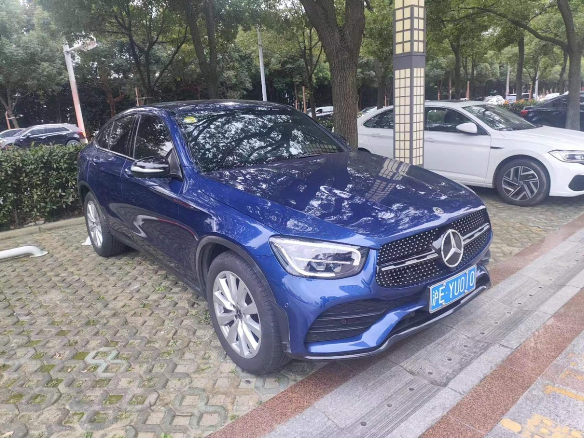 奔馳 奔馳GLC  2022款 改款 GLC 260 4MATIC 轎跑SUV圖片