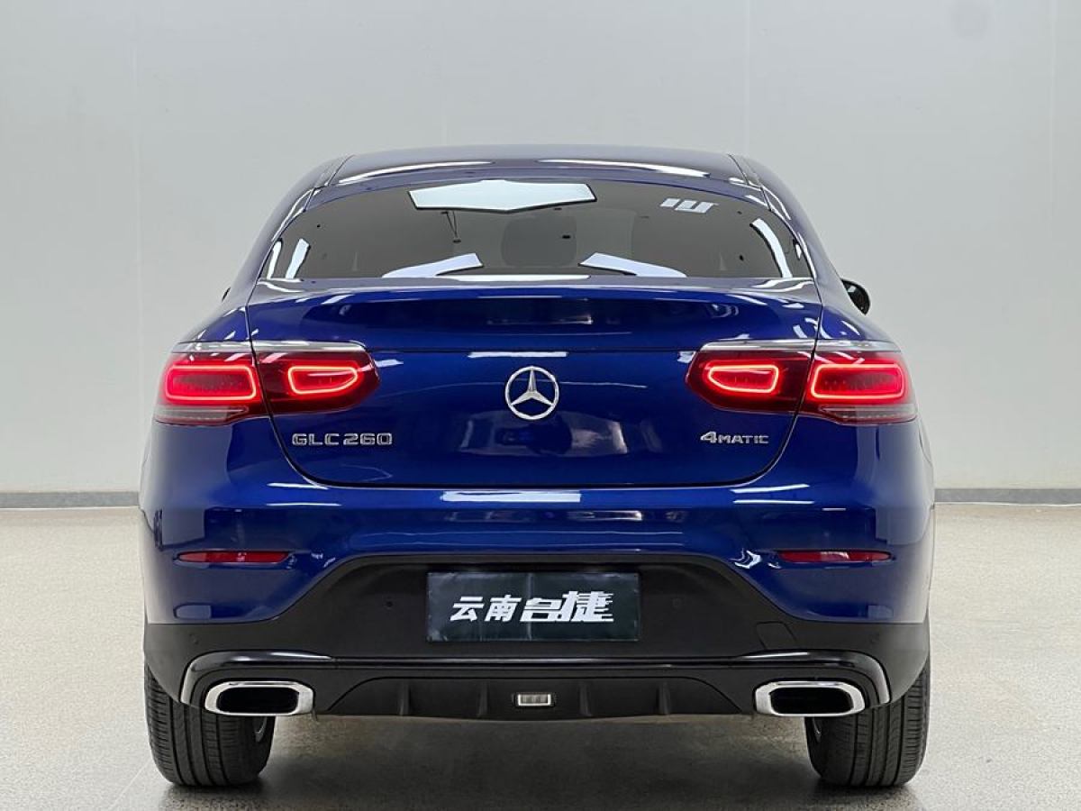 奔馳 奔馳GLC  2022款 改款 GLC 260 4MATIC 轎跑SUV圖片