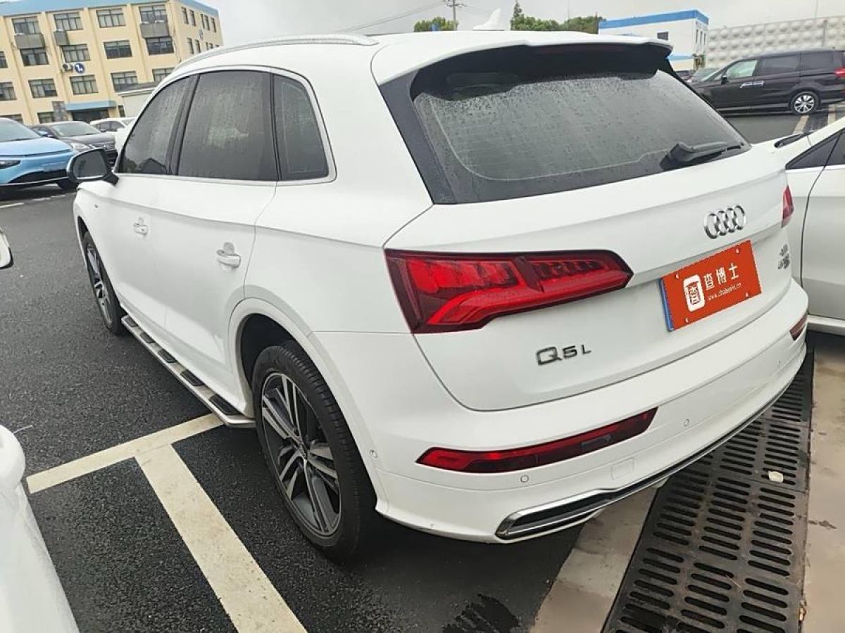 2020年5月奧迪 奧迪Q5L  2020款 45 TFSI 尊享時尚型