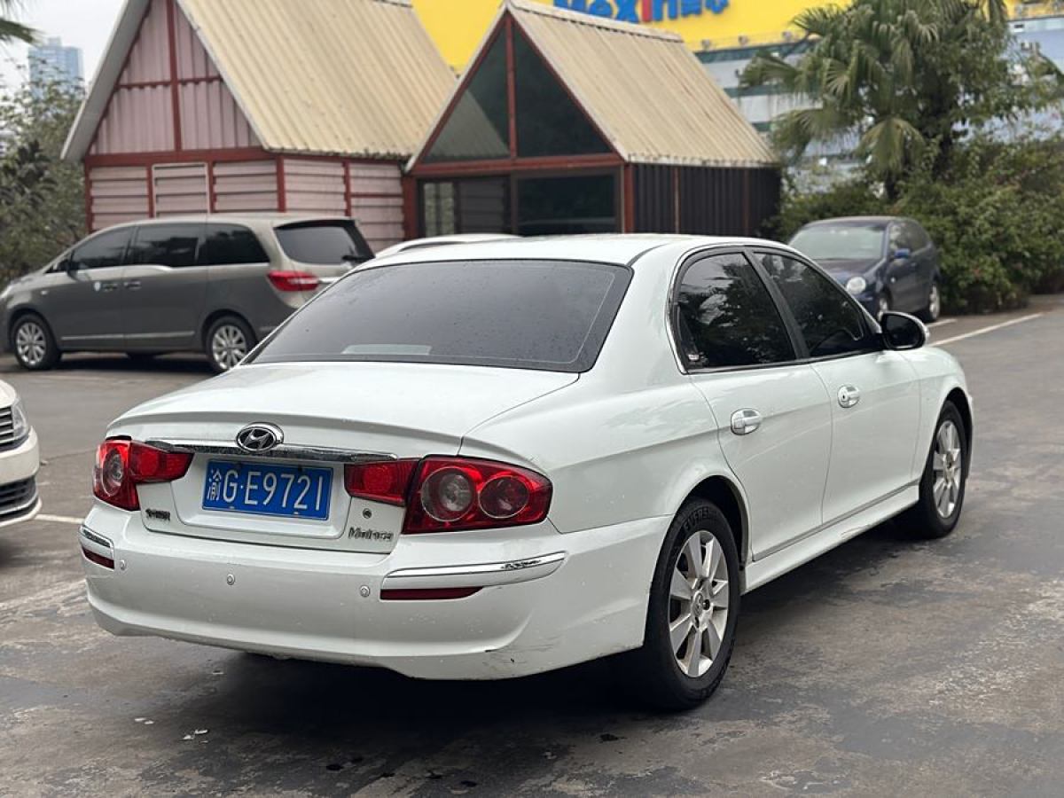 現(xiàn)代 名馭  2009款 2.0L 手動舒適版GL圖片