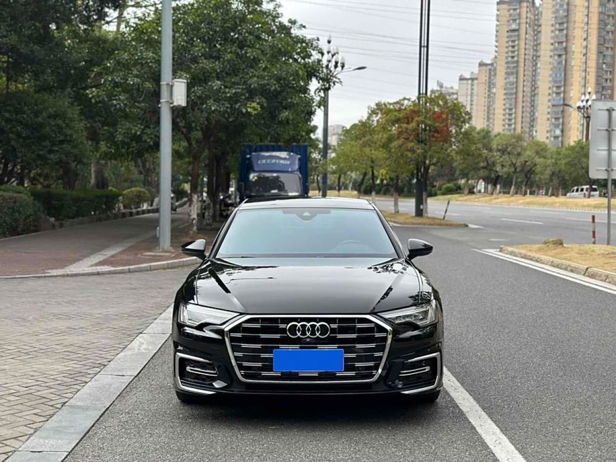 奧迪 奧迪A6L  2023款 改款 45 TFSI 臻選動感型圖片