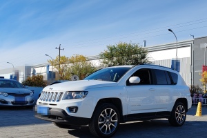 指南者 Jeep 改款 2.0L 兩驅(qū)精英版