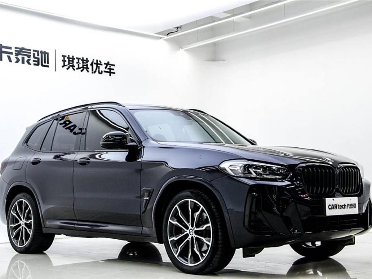 寶馬 寶馬X3  2022款 改款 xDrive30i 領(lǐng)先型 M曜夜套裝圖片