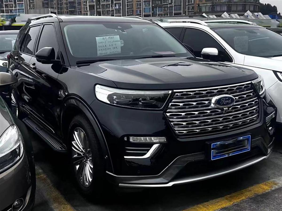 福特 探險(xiǎn)者  2023款 EcoBoost 285 四驅(qū)鈦金版 6座圖片