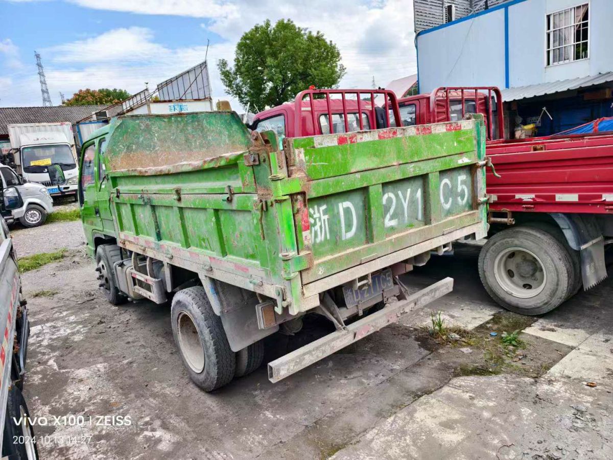 奔腾 T99  2021款 20TD 自动机长版图片