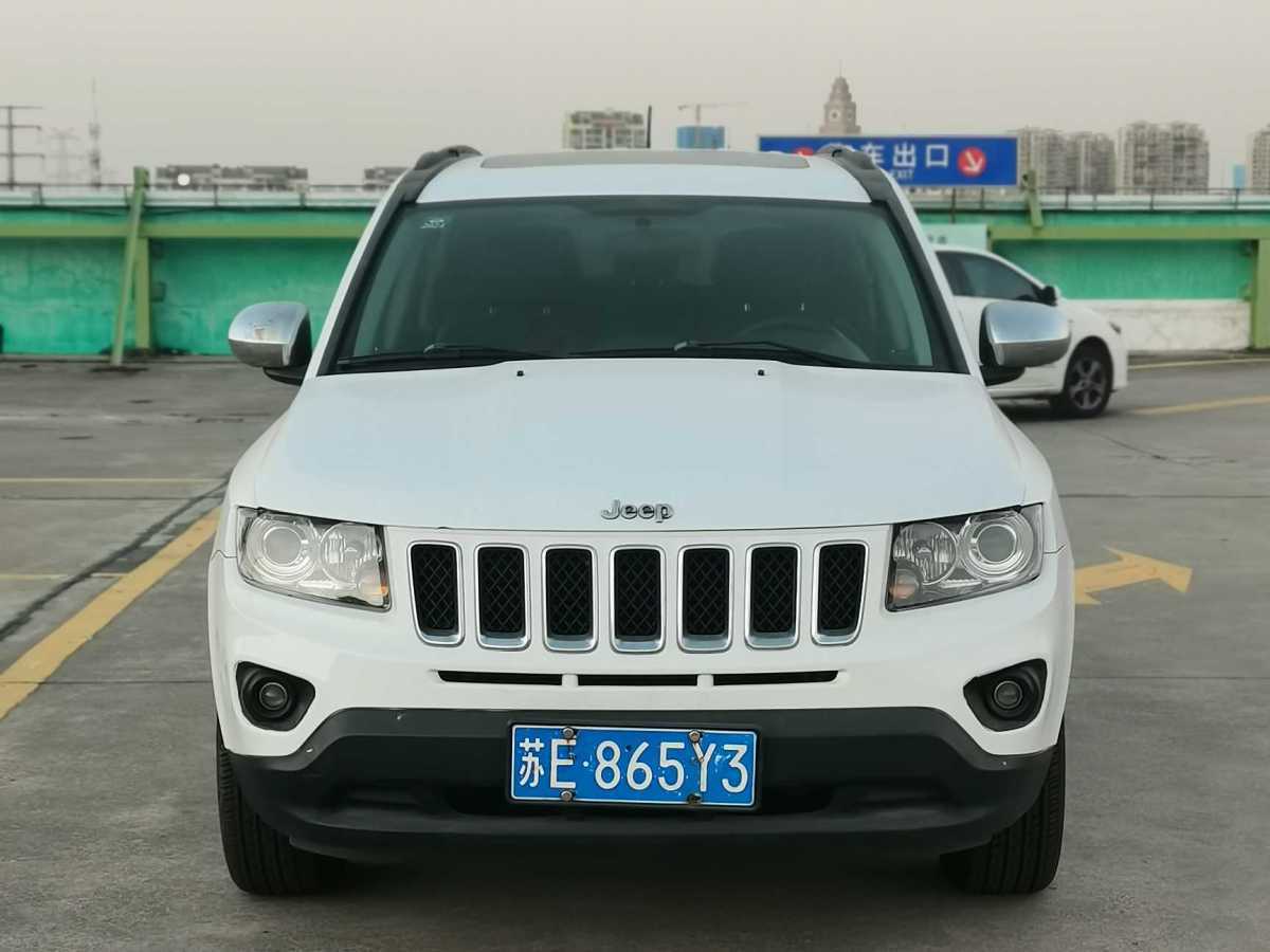 Jeep 指南者  2014款 改款 2.0L 兩驅(qū)進(jìn)取版圖片