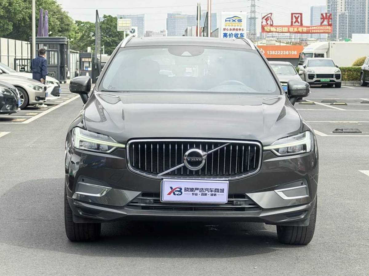 沃爾沃 XC60  2021款 T5 四驅(qū)智遠(yuǎn)豪華版圖片