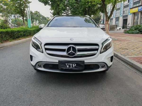 奔驰 奔驰GLA  2016款 GLA 220 4MATIC 时尚型